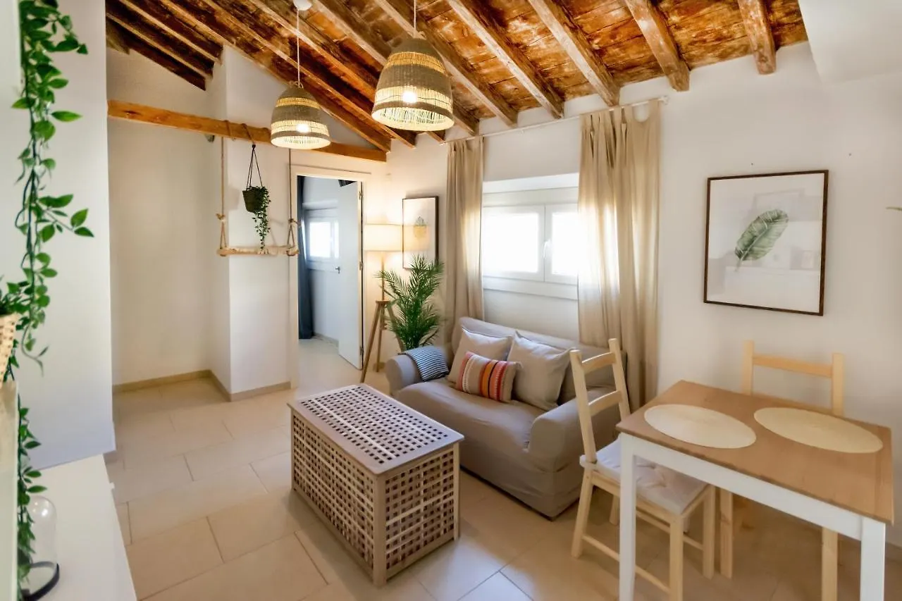 アパート Apartamentos Juan De Padilla マラガ スペイン