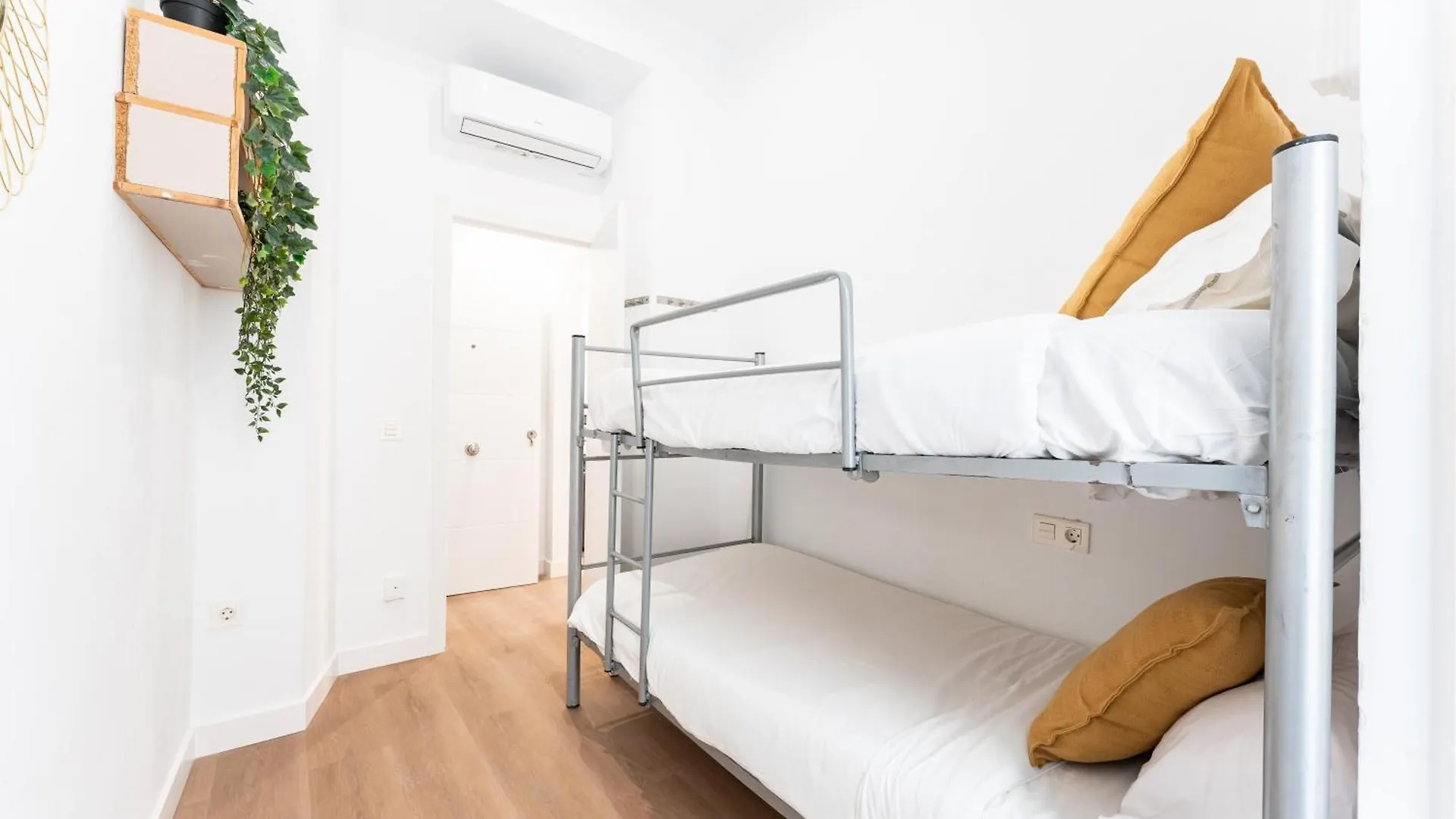 Apartament Apartamentos Juan De Padilla Malaga Hiszpania