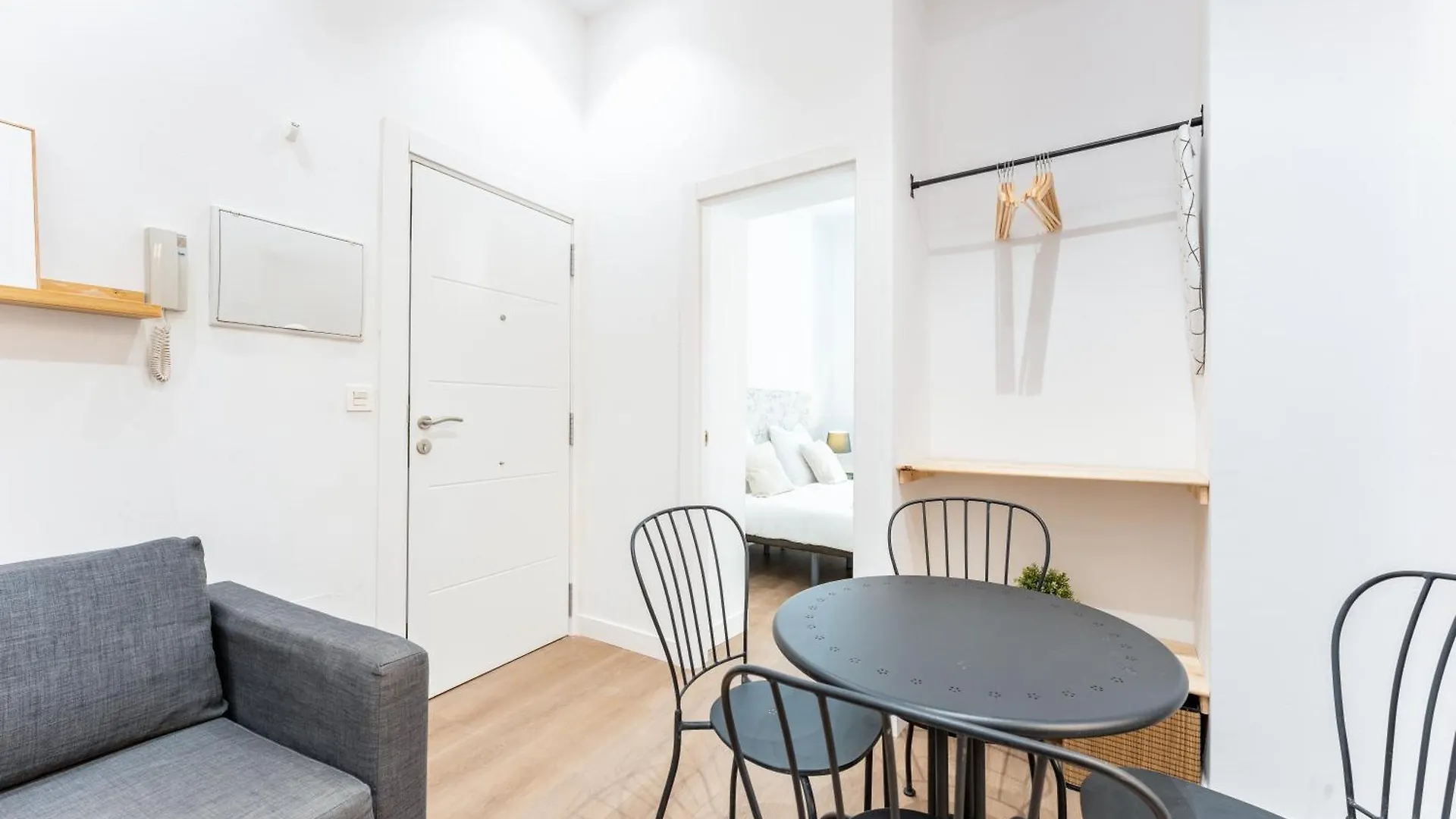 Apartamentos Juan De Padilla マラガ 0*,